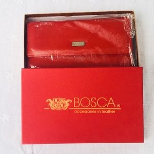GORGEOUS "Old Leather" Bosca Wallet